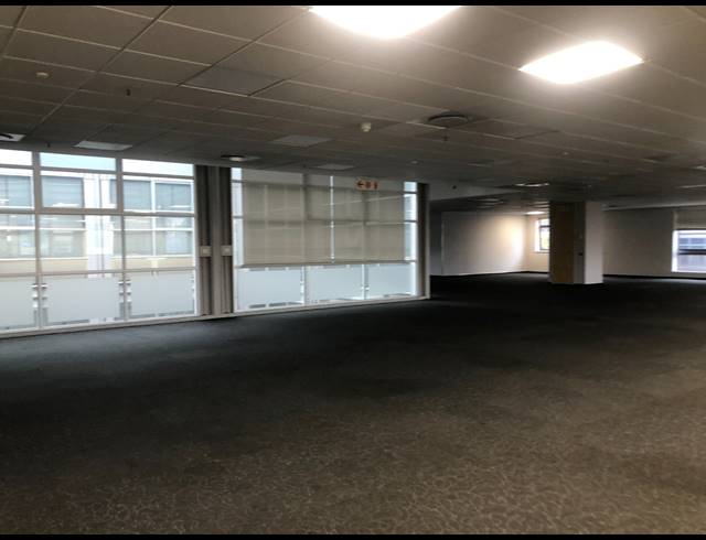 1,279M² OFFICE TO LET IN MELROSE ARCH
